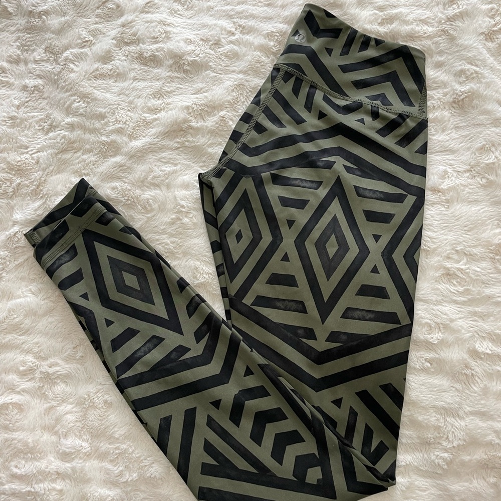 Lululemon Leggings Chevron Shuffle Fatigue